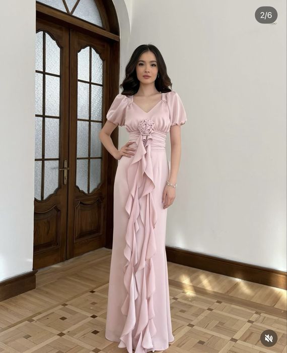 Красивое вечерние платье