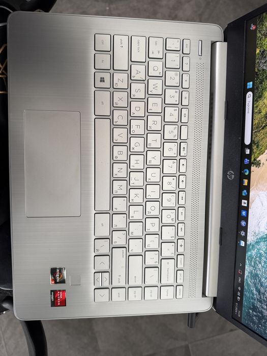 HP 14s Ryzen 3 | 8GB RAM | 512GB SSD – Бърз офис лаптоп