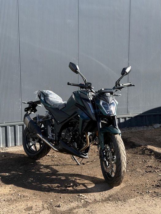 Мотоцыкл Yaqi.