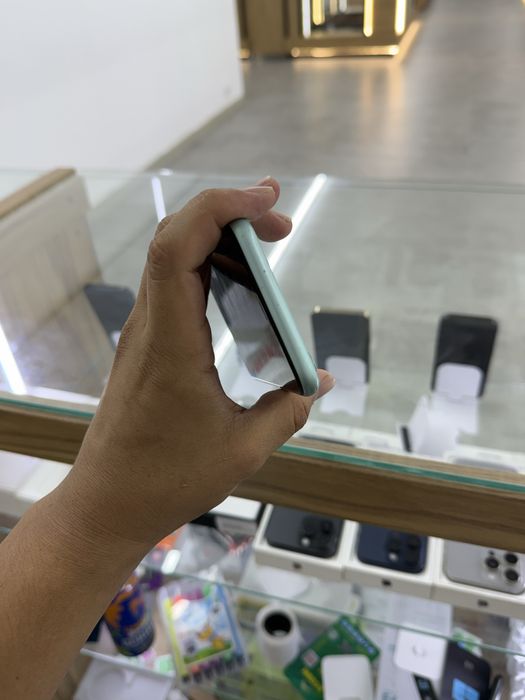 iphone 11 в идеальном состояний