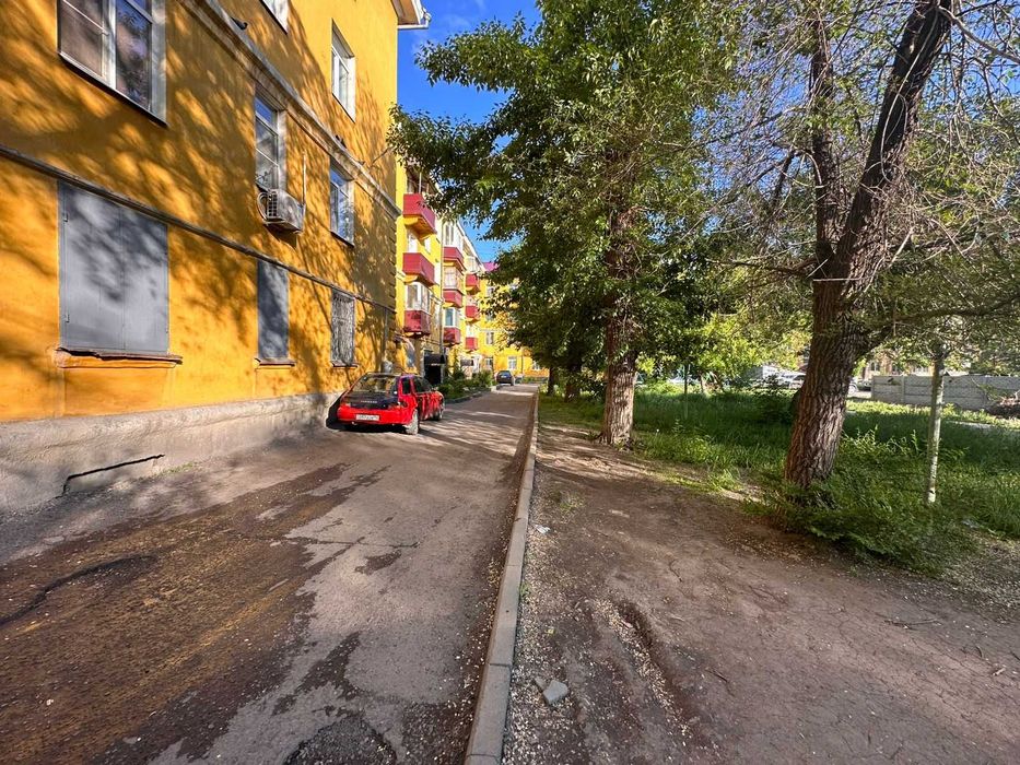 В продаже кафе BAVARIA Назарбаева 47