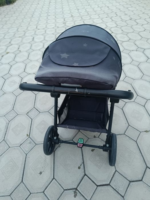Детская коляска прогулочная