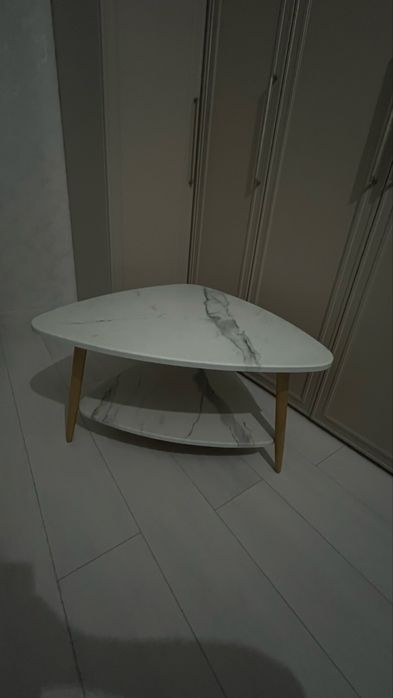 Стол әдемі стиль (Дельта)