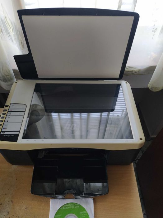 Принтер и скенер HP Deskjet F2187