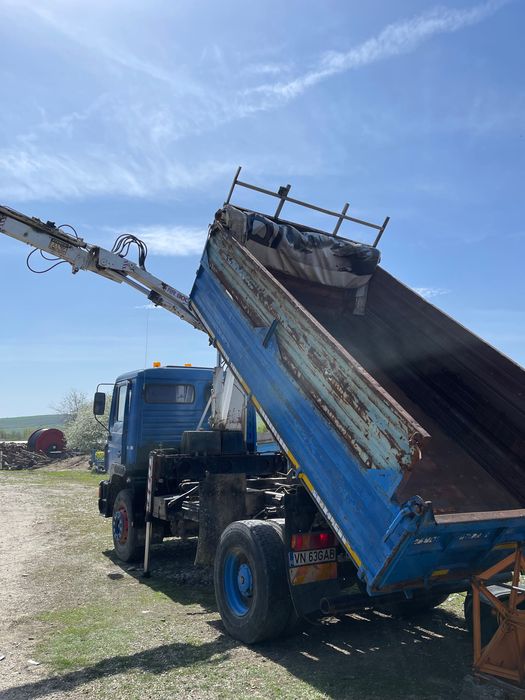 MAN F2000 cu macara multifunctionala