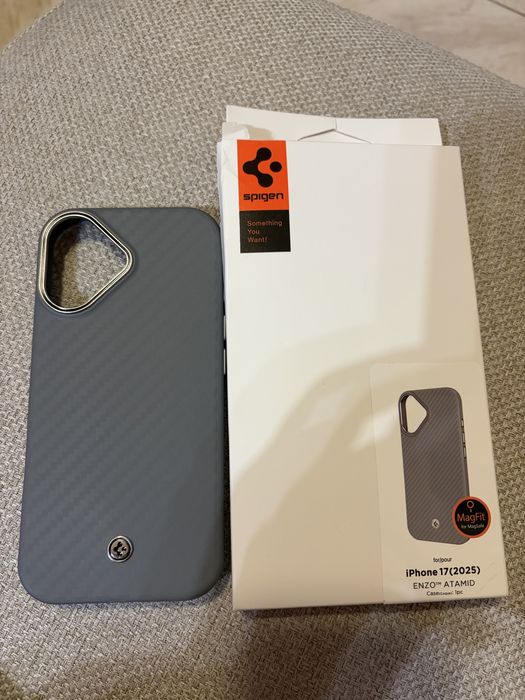 Iphone 17 кейс Spigen/Ringke