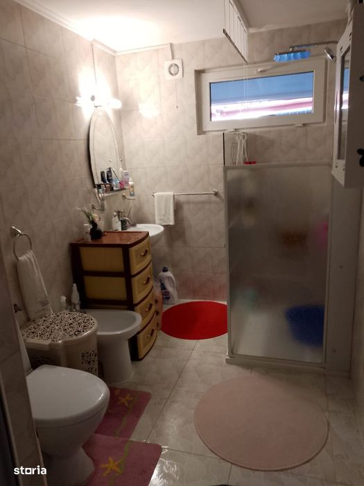 De Vanzare Casa zona Islaz