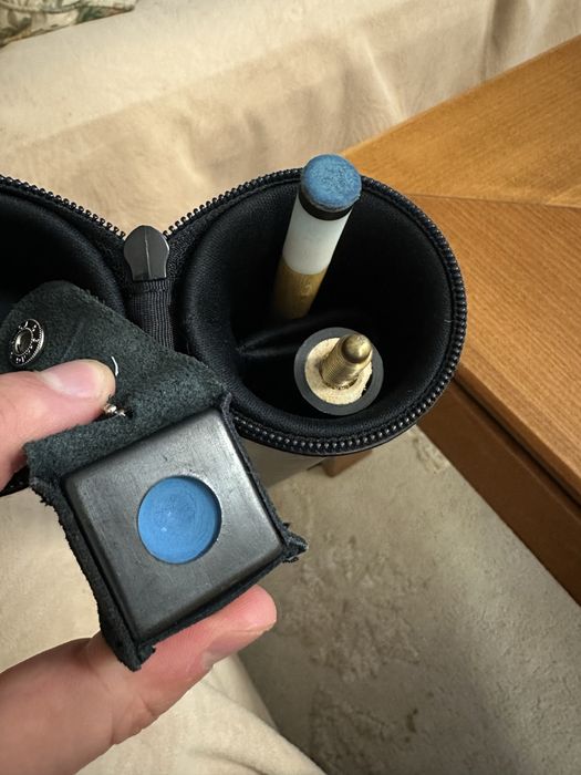 Разглобяема щека за билярд 2 части 145 см 19oz и тръбен калъф Laperti