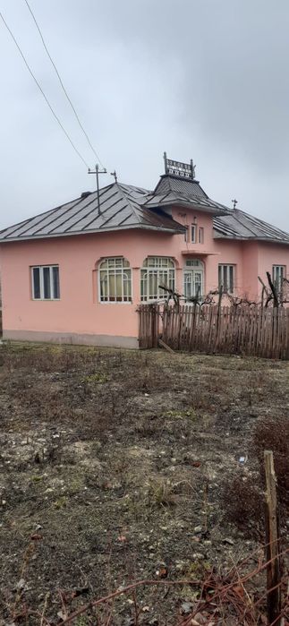 Vand casa locuibila cu 3 camere