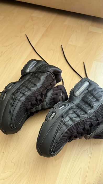 Nike air max 95 номер 36.5 черни
