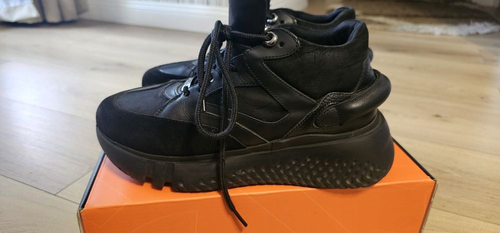 Ghete Enzo Bertini marimea 40(25 cm)