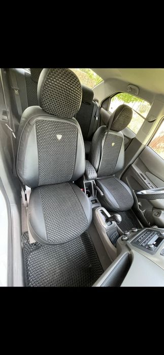Avtomobil sotiladi