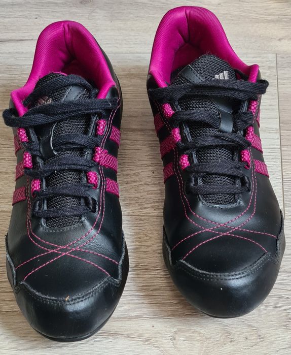 Adidas Yatra dama