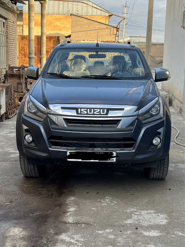 Isuzu d Max narxi