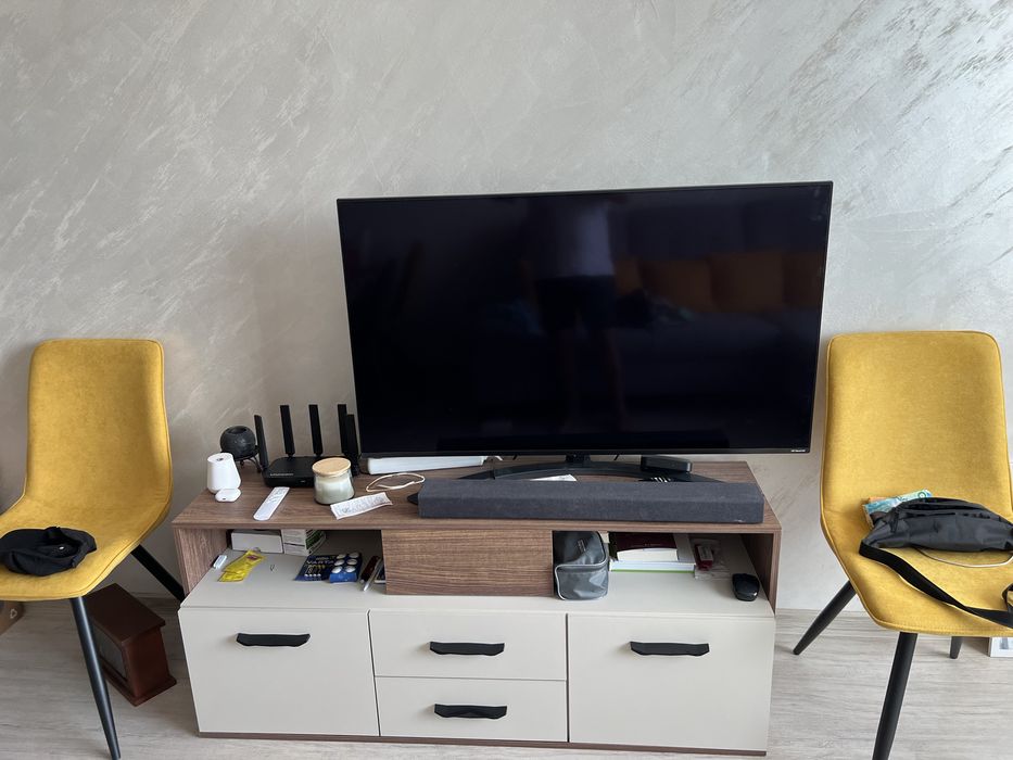 Тв шкаф . Като нов