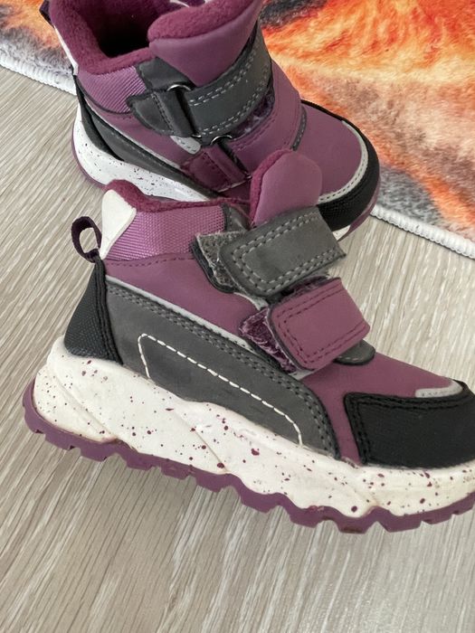 Ботинки и кросовки Tombi