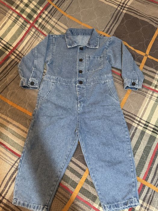 Продам детский комбинезон