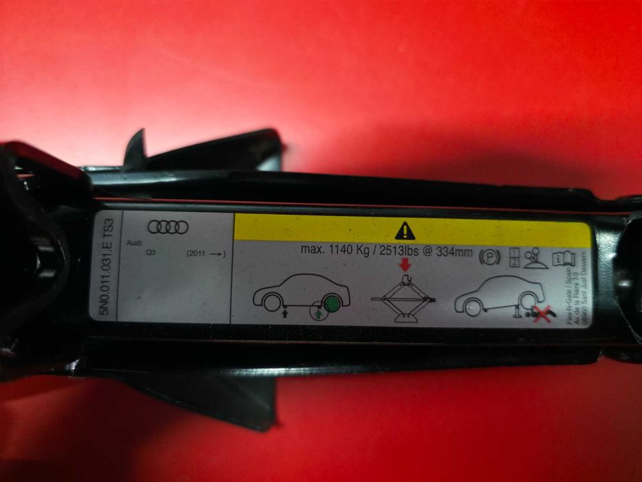 Cric Auto OEM Audi Q3 VW Tiguan T-Roc Skoda Karoq Kodiaq Seat Cupra