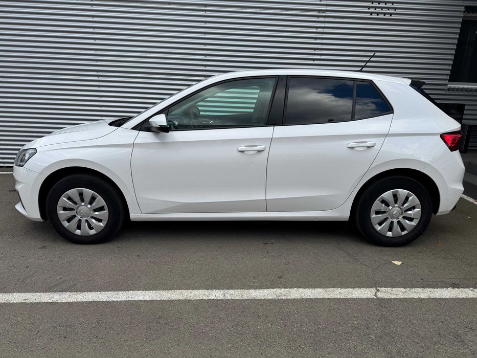 VANZARE AUTO Skoda Fabia IV - masină de oraș, consum mic
