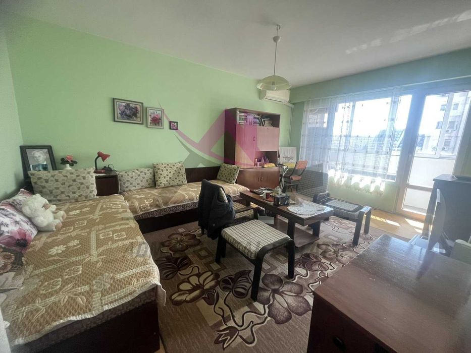 Дава се под наем Двустаен апартамент в Варна, Чайка - 45 кв.м за 359.04 € - Снимка #1