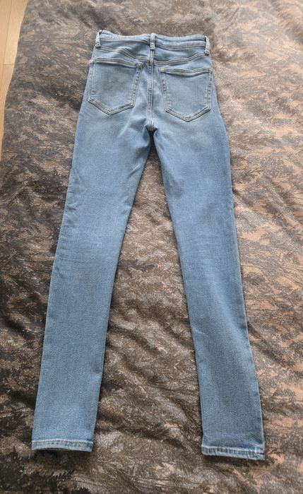 Чисто нови дънки Mango