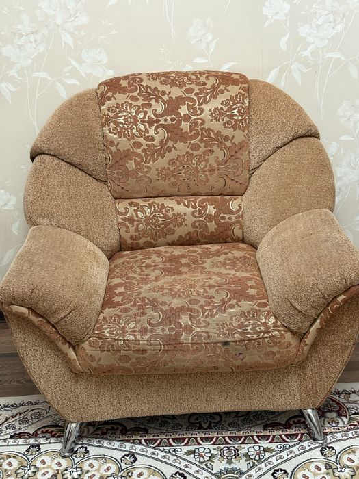 2 Кресло, даром даю