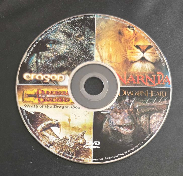 DVD cu 4 filme de colectie: Eragon, Dungeons & Dragons, Dragonheart, Narnia