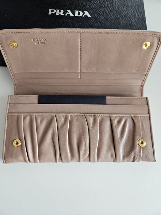 Женское портмоне PRADA оригинал