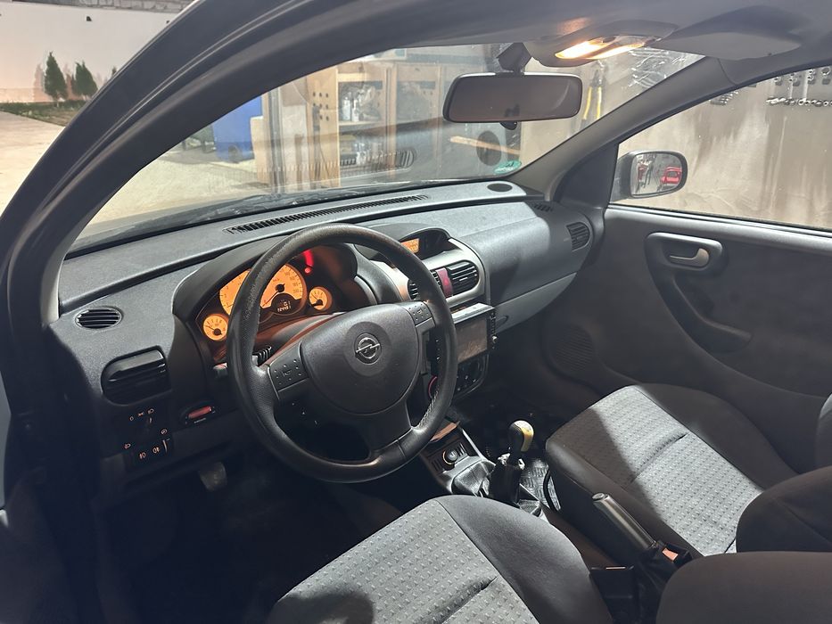 Vand opel corsa 1.7 cdti
