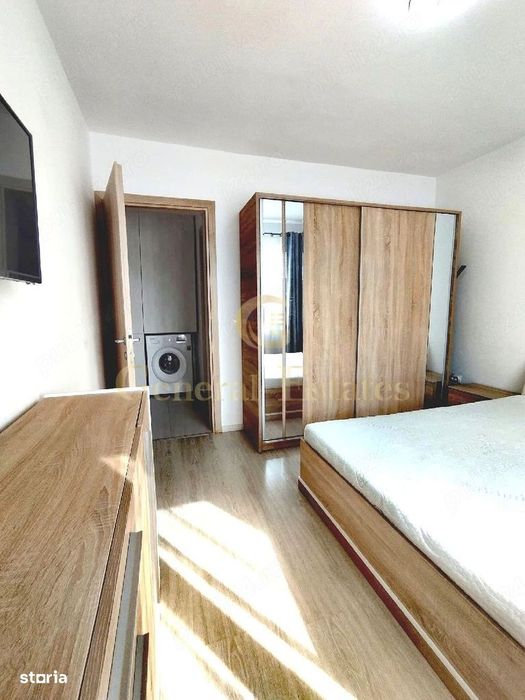 Vând apartament 2 camere Tractorul