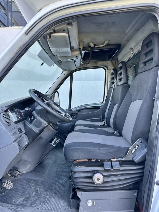 Iveco Daily 35s14, Prelata