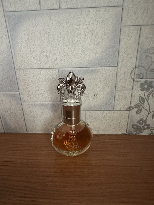 Парфюмированная вода.