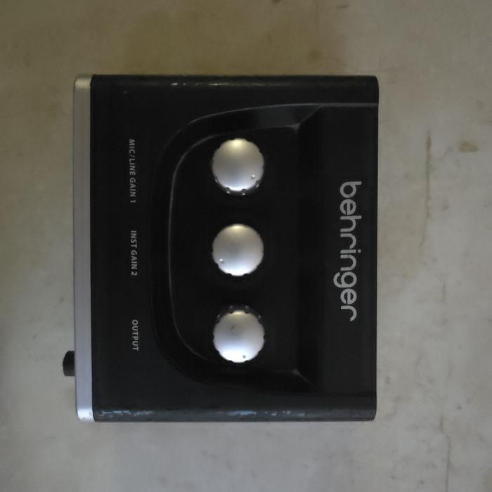 Microfon / Interafata Audio Behringer + Suport microfon