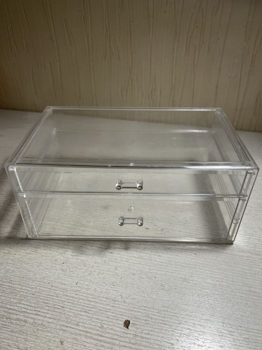 Футляр для косметики на стол