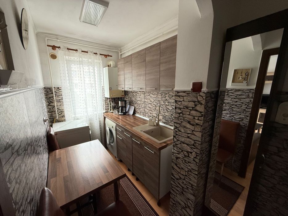 Închiriez Apartament/ 2 camere / Micro 3