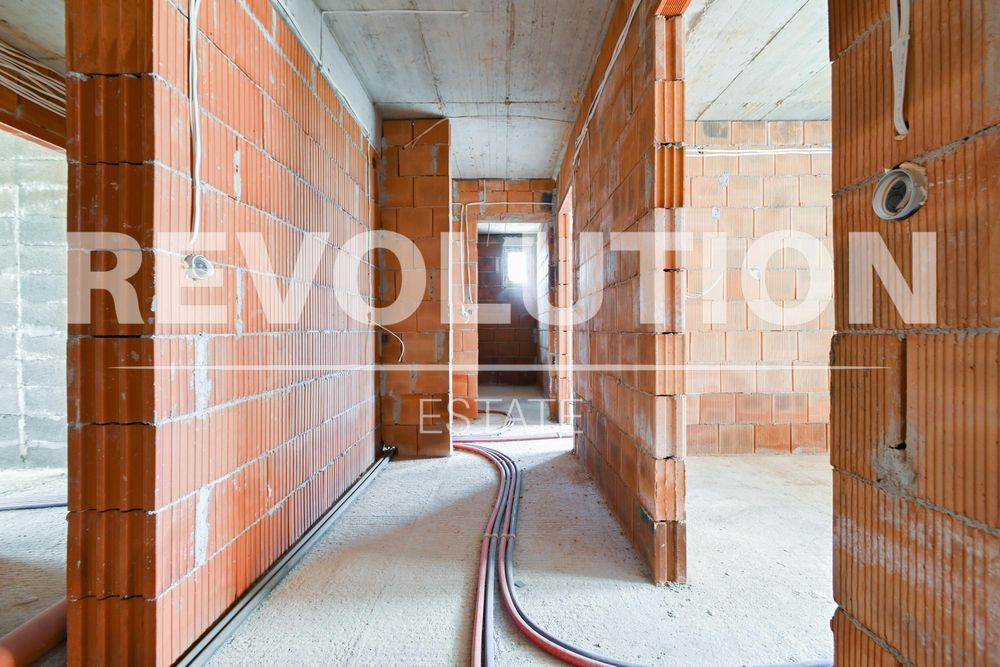 Продава се Тристаен апартамент в София, Овча купел - 98 кв.м за 2245 €/кв.м - Снимка #4