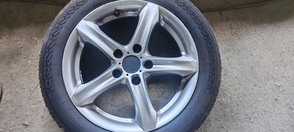 Продавам този модел джанти!