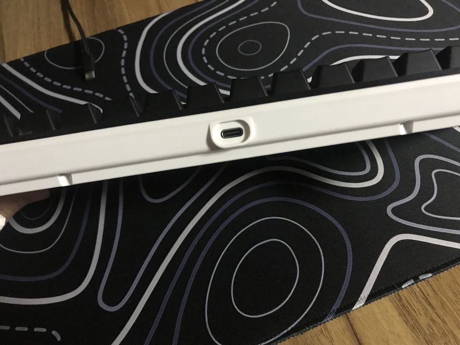 2E gaming KG350 black klaviaturasi.