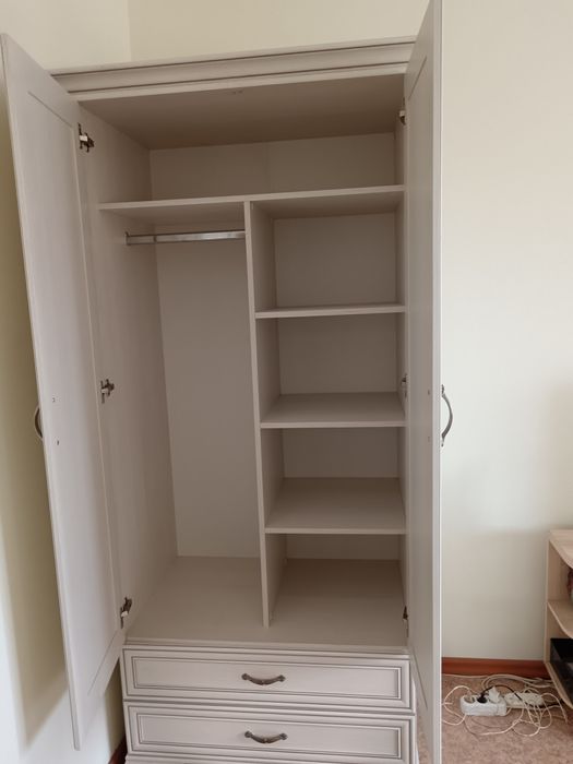 Шкаф платной б/у