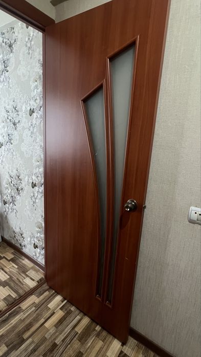 Продам двери межкомнатные