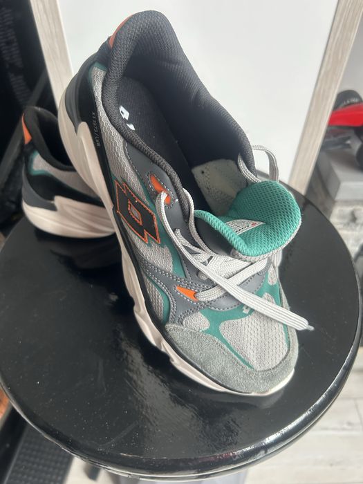 Adidasi Lotto