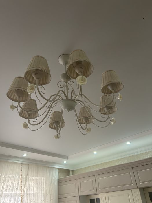 Люстралар сатылады