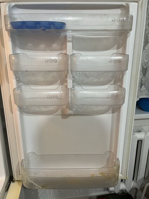 Продам холодильник LG