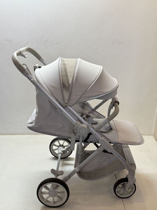 Коляска чемодан с перекидными ручками всесезонная  Стильный дизайн