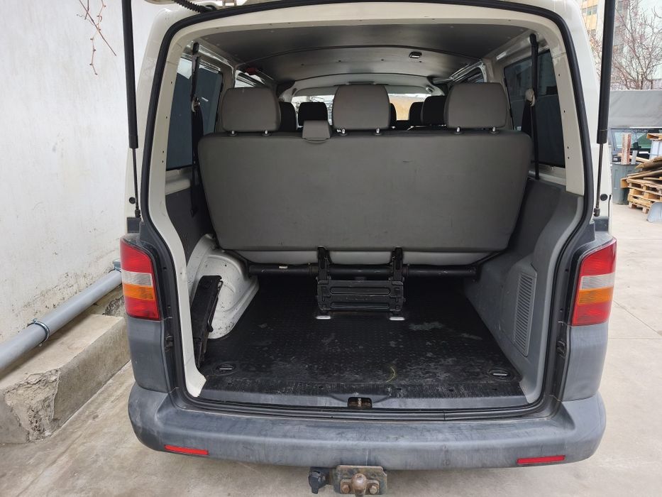 Autoturism VW Transporter T5, 1.9 TDI, euro 4, 86 CP, 9 locuri M1,  import Olanda