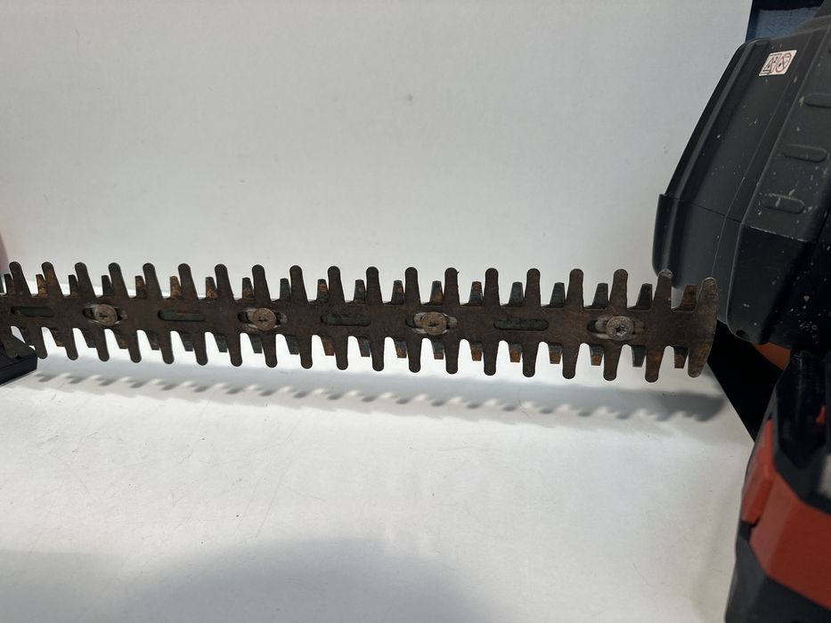 Gardena ergocut 48li foarfeca gard viu tuns tuia brazi bosch makita