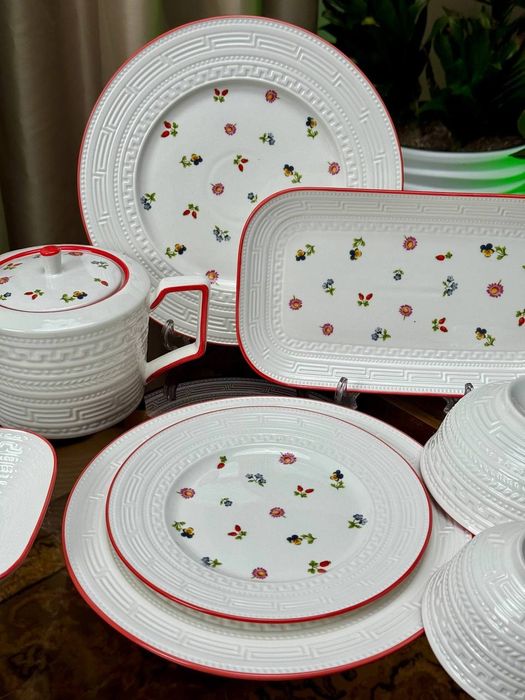 Фарфоровый сервиз на 6 персон от бренда La Dolce