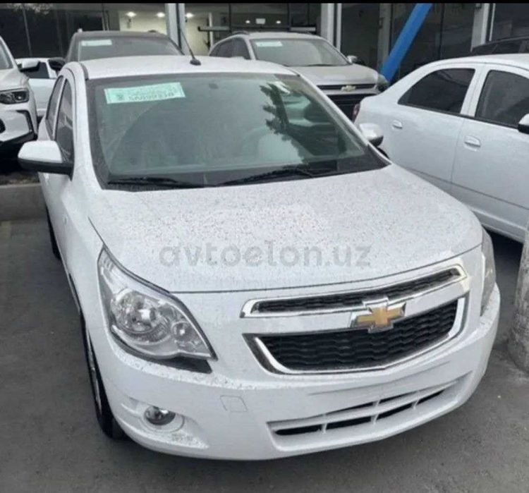 Chevrolet Cobalt 2025 — 3