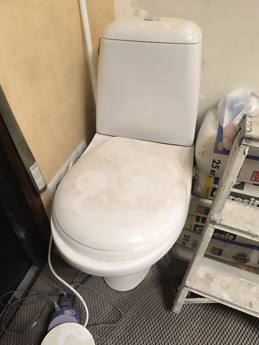 Продам унитаз бу