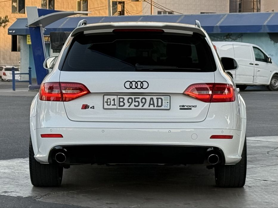 Audi A4 Allroad Quattro 2015 год